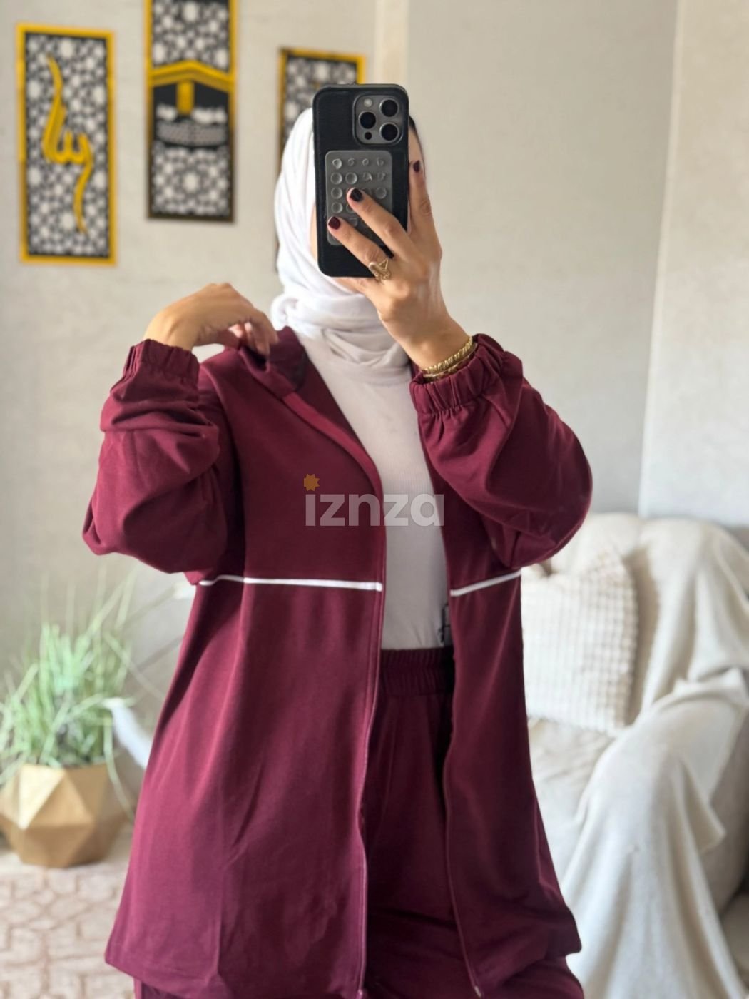 طقم رياضي نسائي